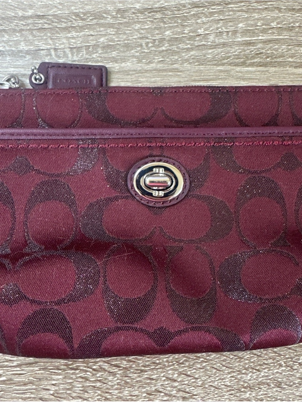 Coach Burgundy Signature Turnlock Wristlet - Picture 5 of 11
